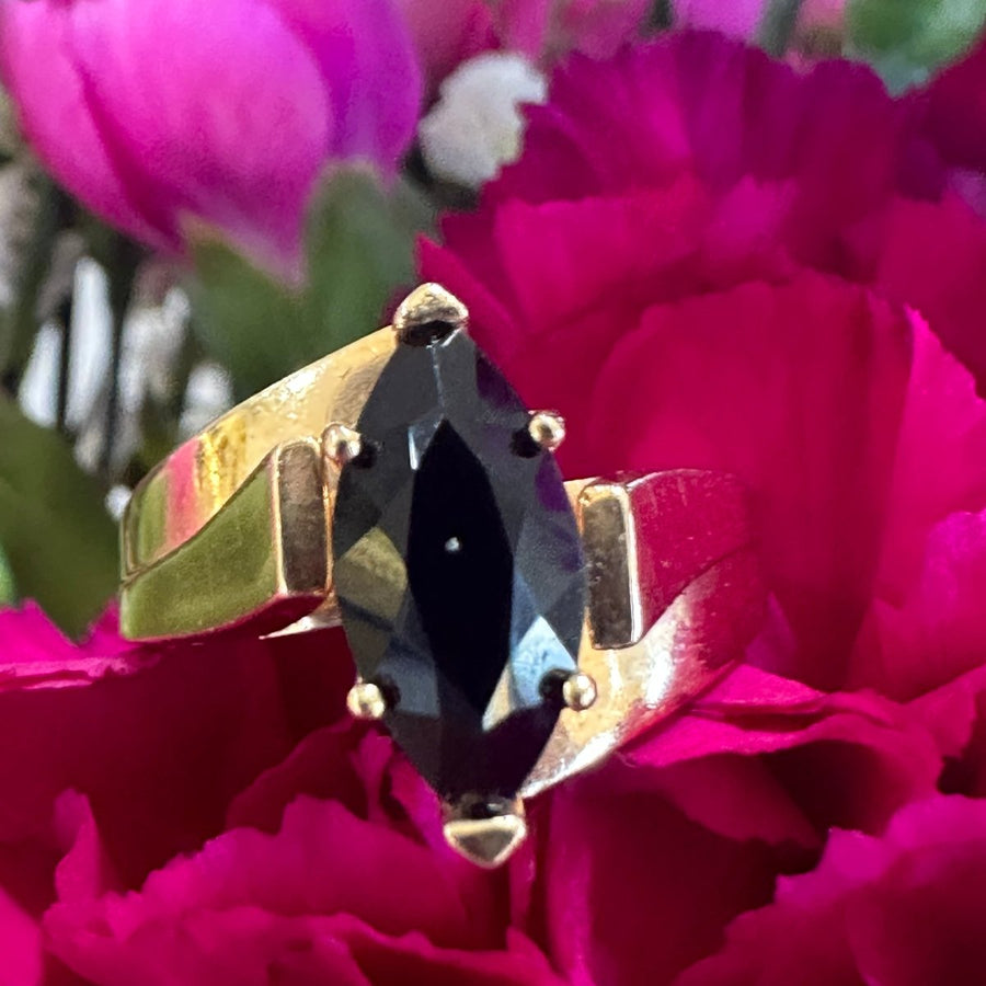 14 Karat Yellow Gold Black Onyx Ring