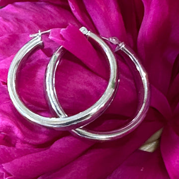 14 Karat White Gold Hoop Earrings