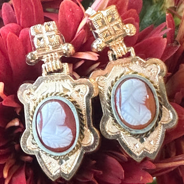 14 Karat Yellow Gold Dangle Cameo Earrings