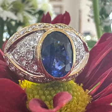 18 Karat White/Yellow Gold Sapphire & Diamond Ring