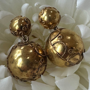 18 Karat Double Ball Victorian Post Earrings