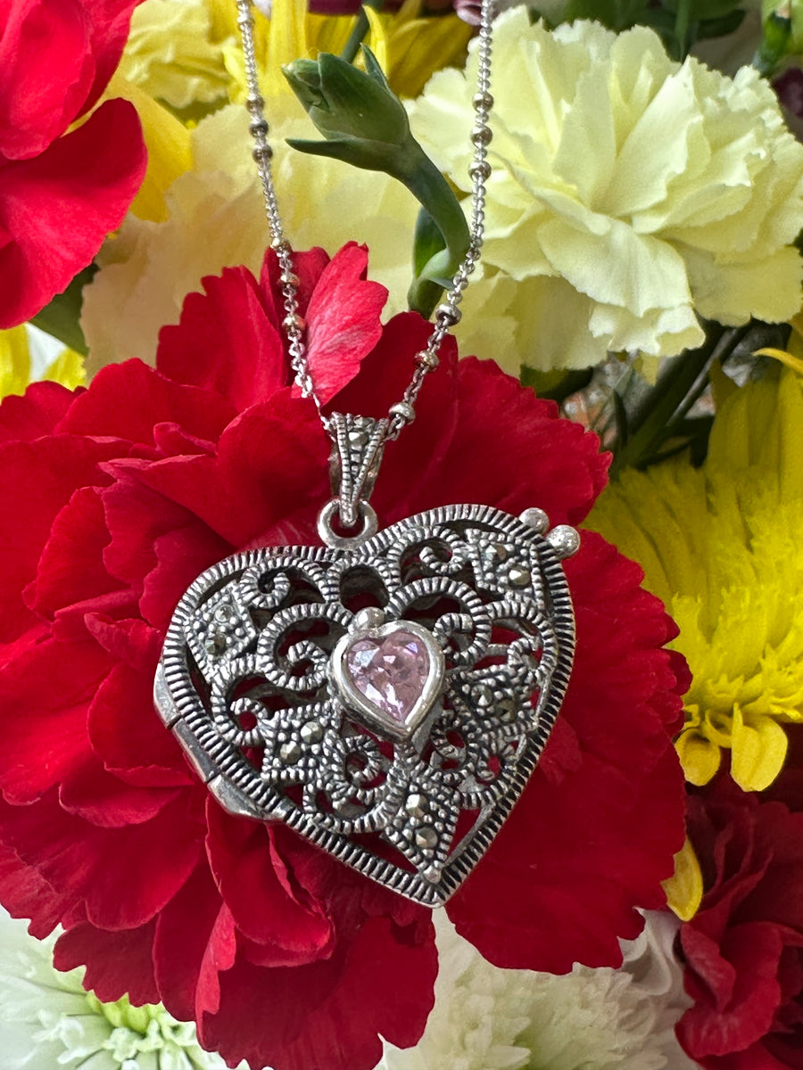 Sterling Silver Heart Locket with 18