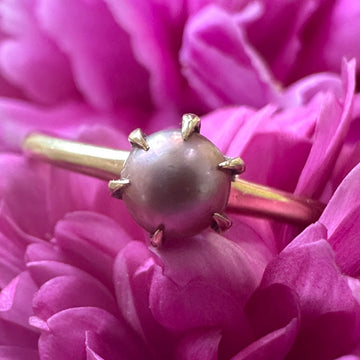 14 Karat Yellow Gold Pearl Ring