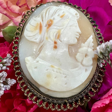 Shell Cameo Pin/Pendant