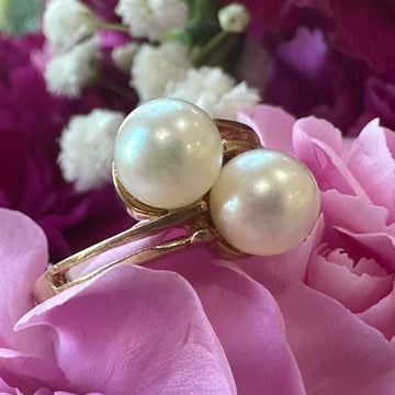 14 Karat Yellow Gold Pearl Ring