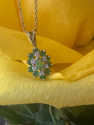 14 Karat Yellow Gold Emerald Pendant  # 235-00378