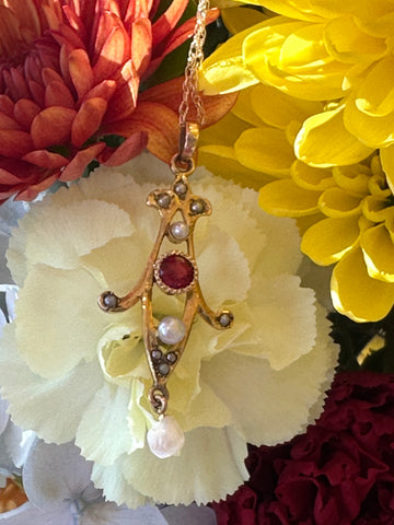 10 Karat Yellow Gold Lavalier Ruby & Seed Pearl Pendant  # 235-00376