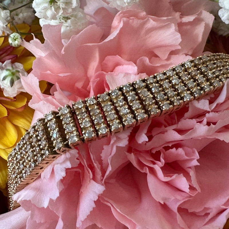 14 Karat Yellow Gold Diamond Bracelet