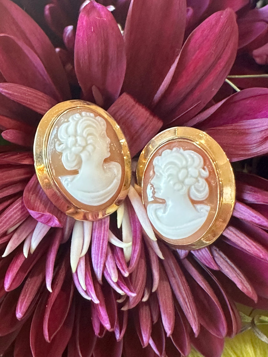 18 Karat Yellow Gold Cameo Earrings  # 546-00475