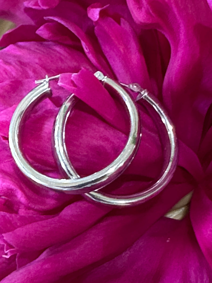 14 Karat White Gold Hoop Earrings  # 425-00220