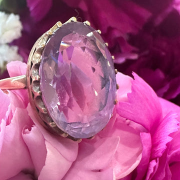 14 Karat Yellow Gold Amethyst Ring