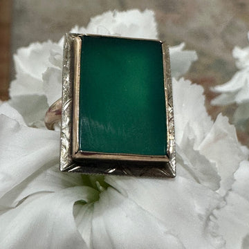 10 Karat Yellow Gold Green Chrysoprase