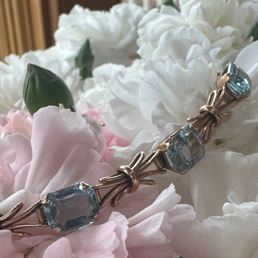 14 Karat Yellow Gold Aquamarine Bracelet