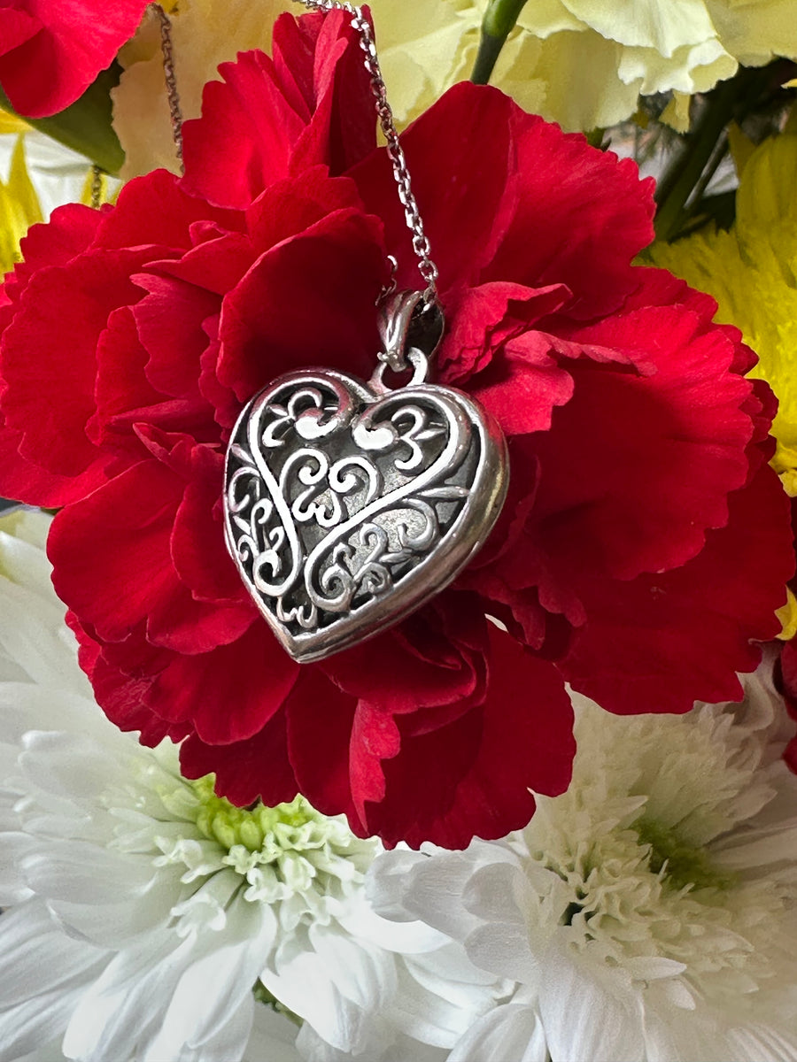 Sterling Silver Heart Locket with 16 