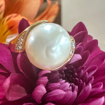 14 Karat Yellow Gold Pearl Ring