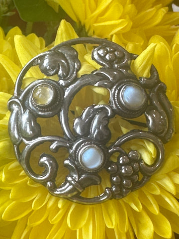 Sterling Silver Moonstone Pin  # 555-04160