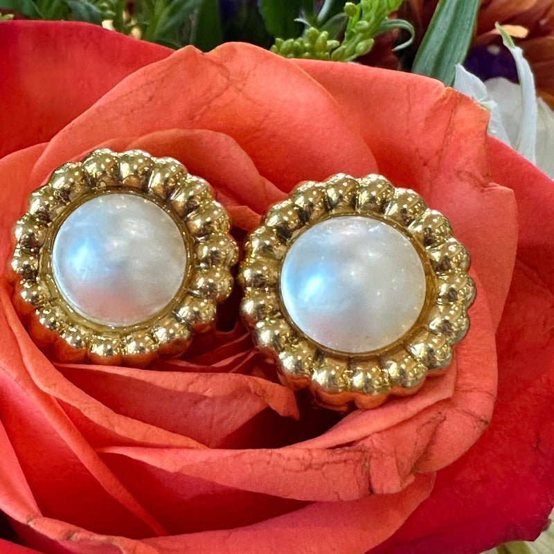 18 Karat Yellow Gold Mabe' Pearl Earrings