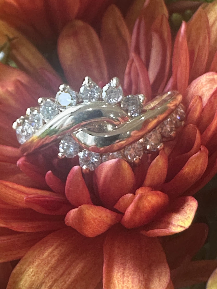 14 Karat Yellow Gold Over Pass Style Diamond Ring  # 130-00935