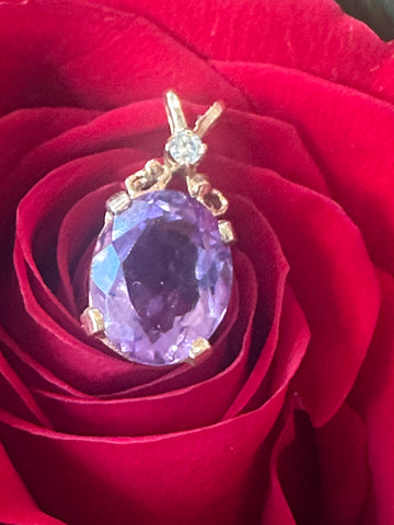 14 Karat Yellow Gold Amethyst & Diamond Pendant  # 230-00728