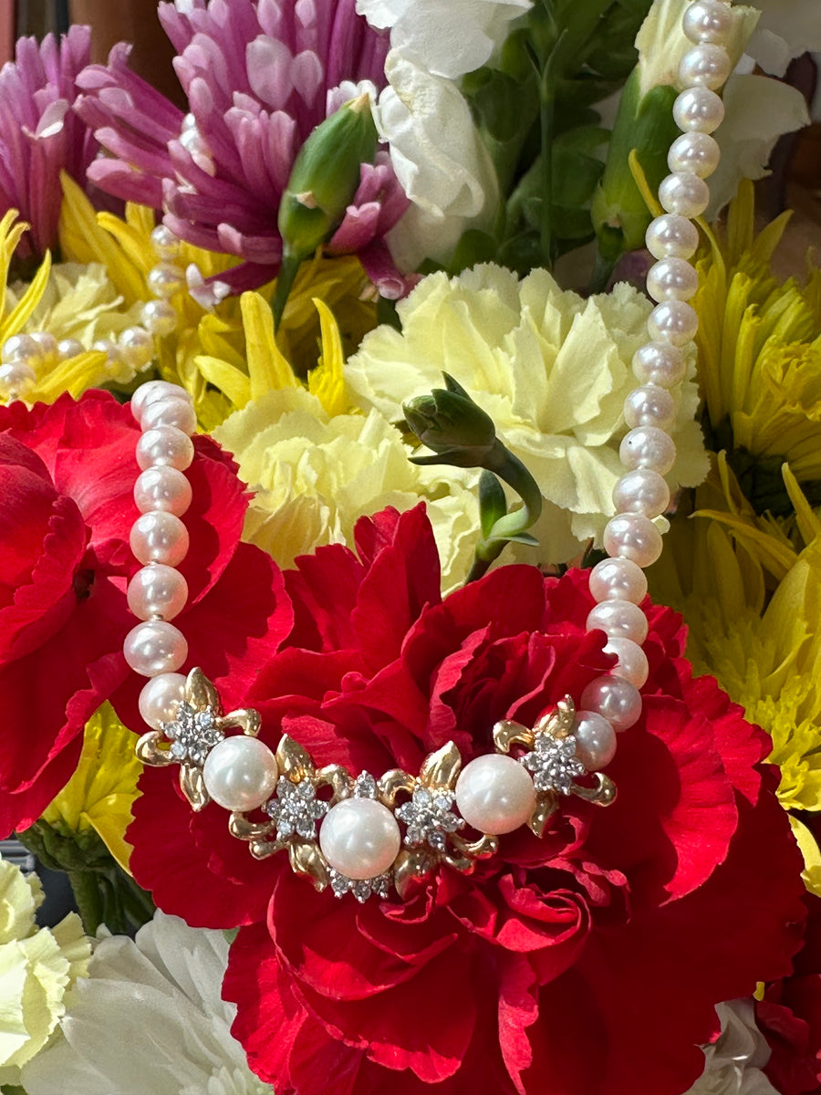 14 Karat Yellow Gold & Pearl Necklace  # 325-00302