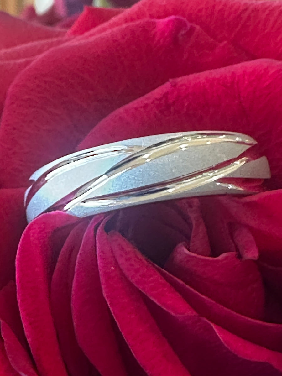 14 Karat White Gold Marquis Pattern Men's Wedding Band  # 405-00097