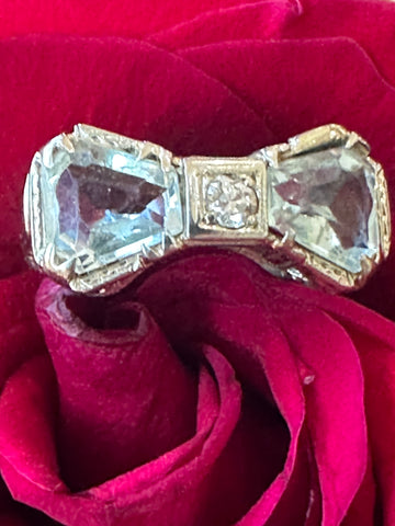 18 K White Gold Aquamarine Ring  # 200-02686