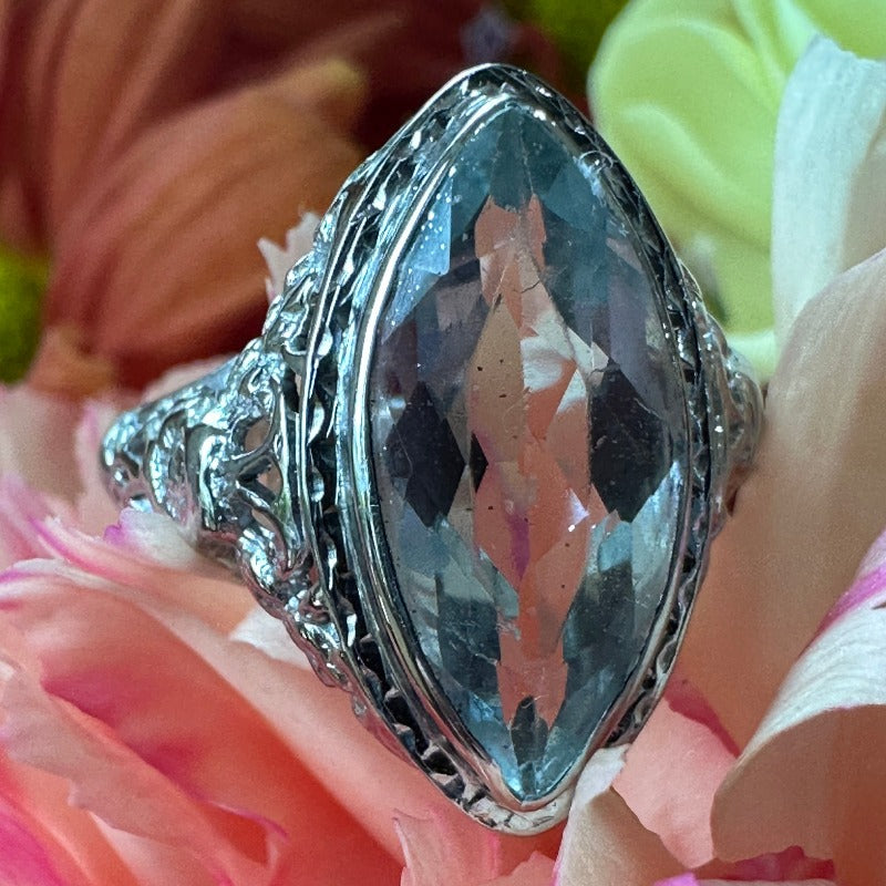Art Deco Aquamarine Filigree Ring