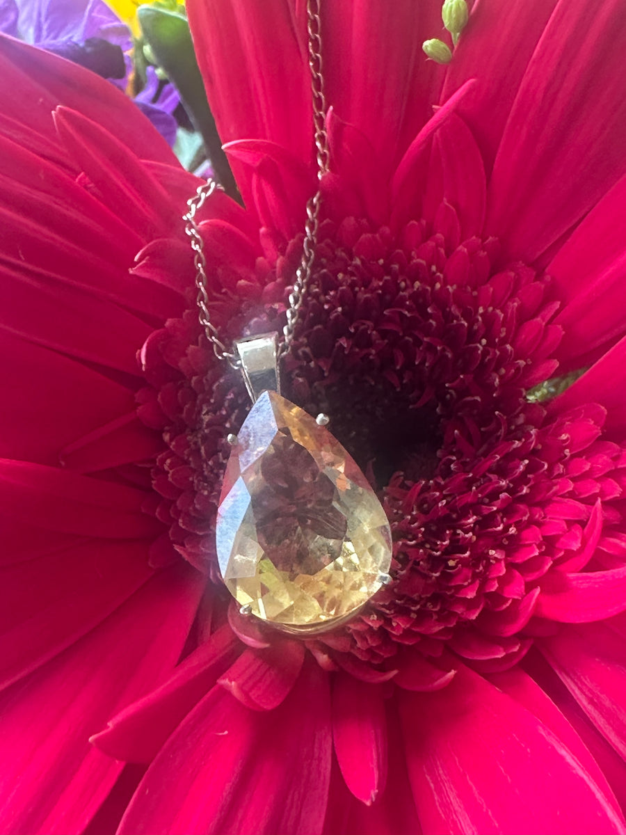 10 Karat Yellow Gold Citrine Necklace  # 235-00383