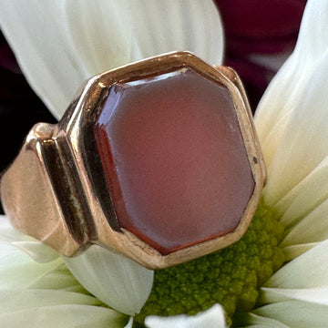 9 Karat Yellow Gold Sardonyx Ring