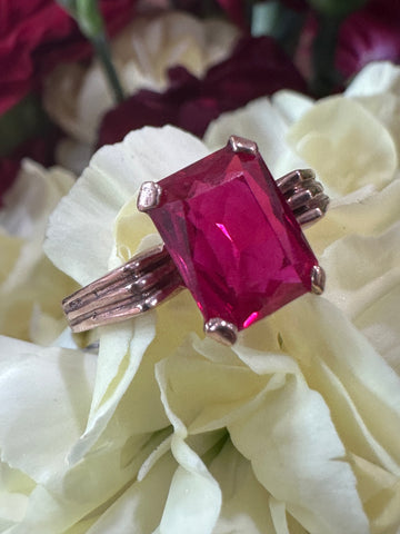 10 Karat Yellow Gold Synthetic Ruby Ring  # 200-02426