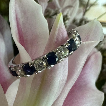14 Karat White Gold Diamond & Blue Sapphire Ring  # 200-02655