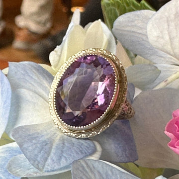 Art Deco 14 Karat White Gold Amethyst Ring