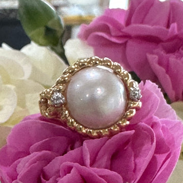 14 Karat Yellow Gold Mabe Pearl Ring