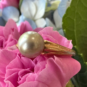 14 Karat Yellow Gold Silver Pearl Ring