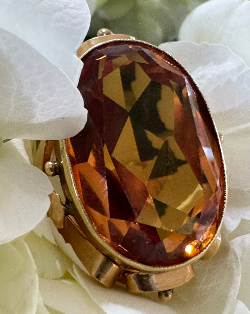 14 Karat Yellow Gold Synthetic Sapphire Ring