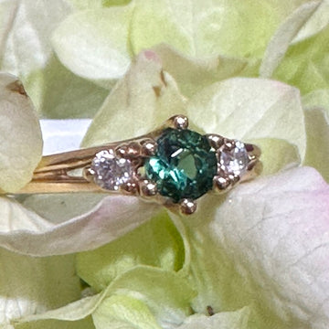 14 Karat Yellow Gold Green Tourmaline and Diamond Ring