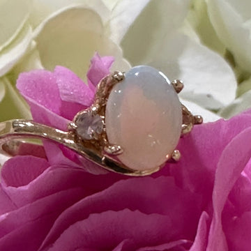 14 Karat Yellow Gold Opal Ring