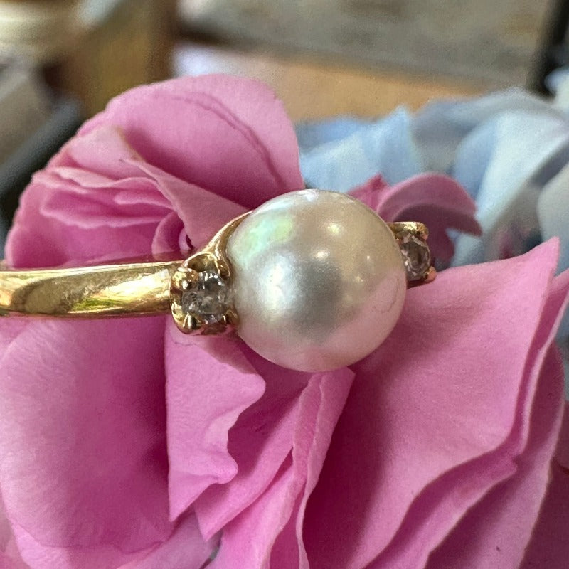 14 Karat Yellow Gold Pearl & Diamond Ring