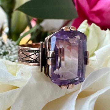 10 Karat Yellow Gold Victorian Amethyst Ring