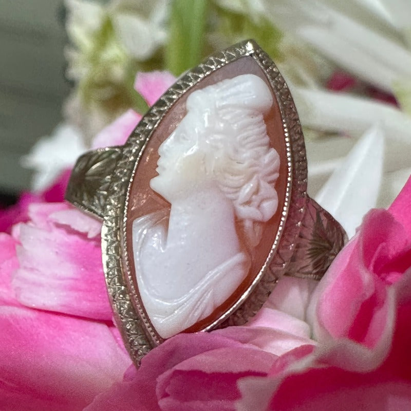 14 Karat Yellow Gold Cameo Ring