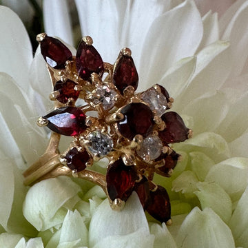 14 Karat Yellow Gold Garnet Ring