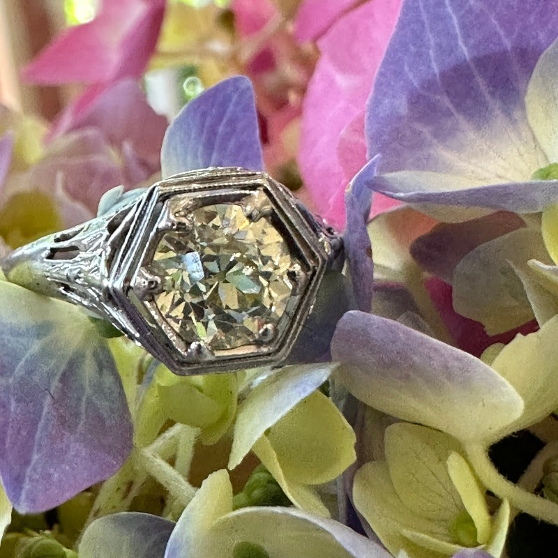 18 Karat White Gold Art Deco Engagement Ring