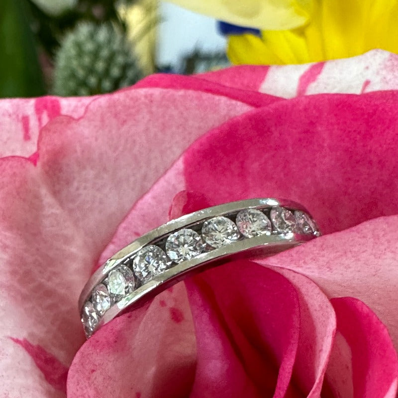 Lady's Platinum Wedding Band