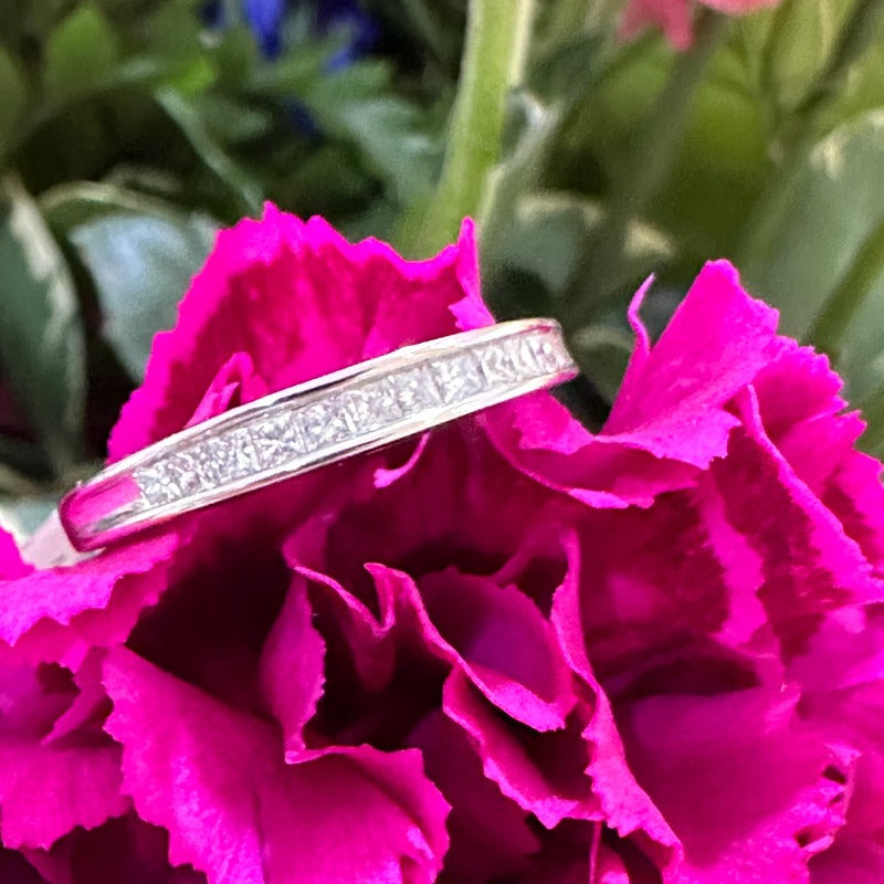 14 Karat White Gold Diamond Wedding Band