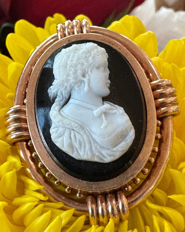 14 Karat Yellow Gold Signed Cameo