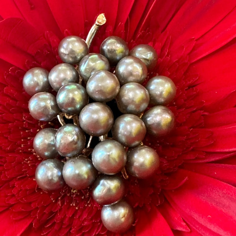14 Karat Yellow Gold Grape Cluster Pearl Pin