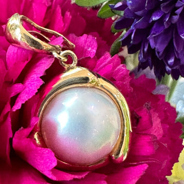 14 Karat Yellow Gold Mabe Pearl Enhancer/ Pendant