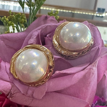 18 Karat Yellow Gold Mabe Pearl Earrings