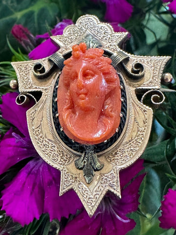 10 Karat Yellow Gold Victorian Coral Cameo Pin