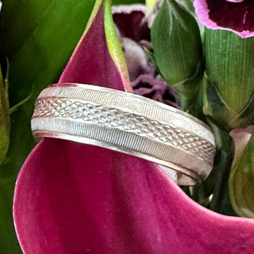 14 Karat White Gold Wedding Band